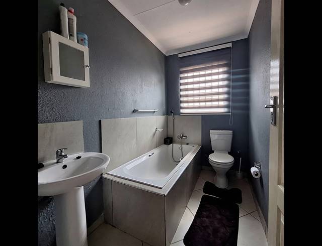 3 BEDROOM HOUSE FOR SALE IN BERGSIG